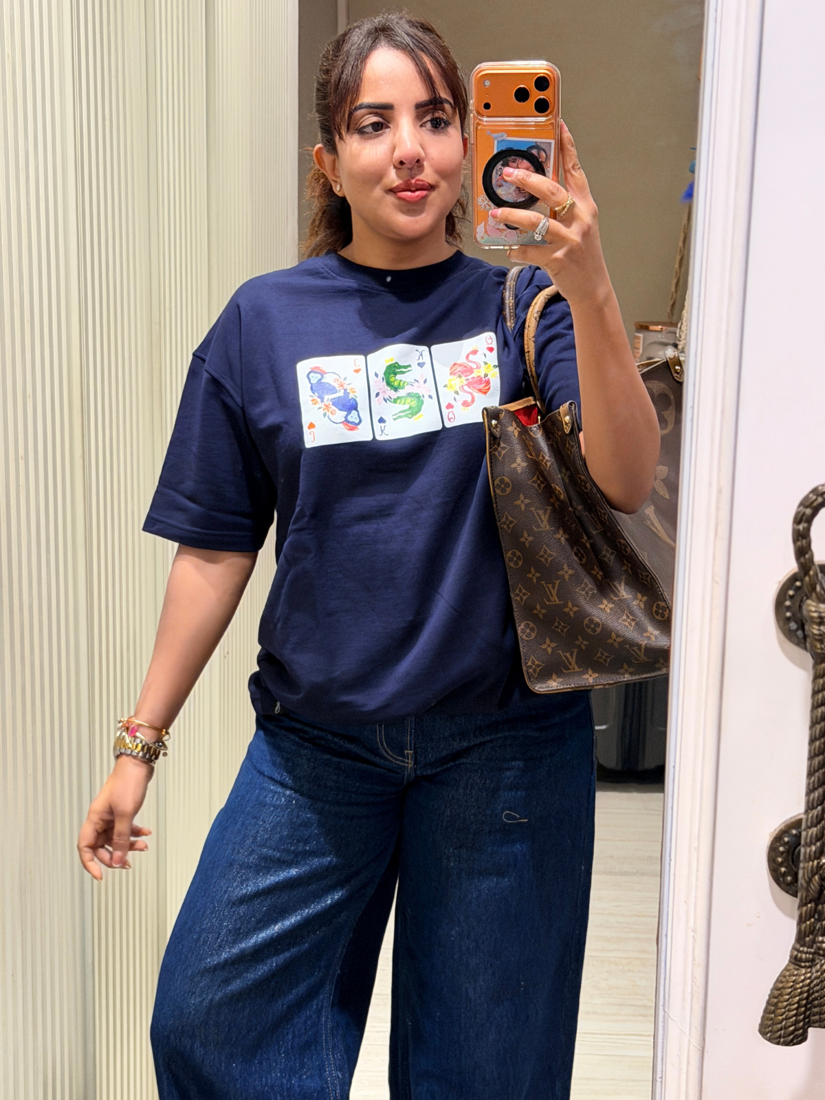 Animal Cards – Suite Of Hearts Oversized T-Shirt