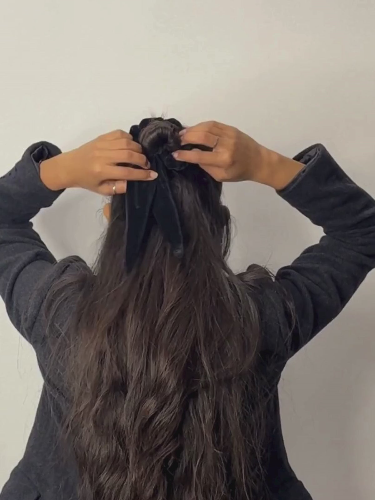Cloud Velvet Bow Scrunchie